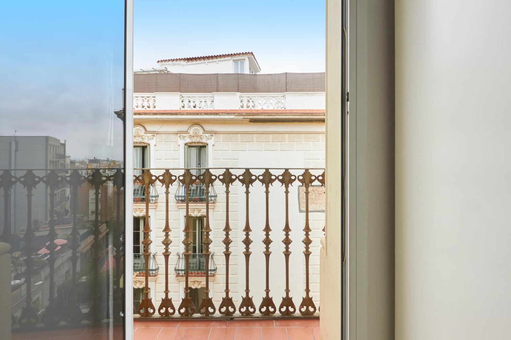 Ma Bright Apartment Next To Parc De Montjuic *